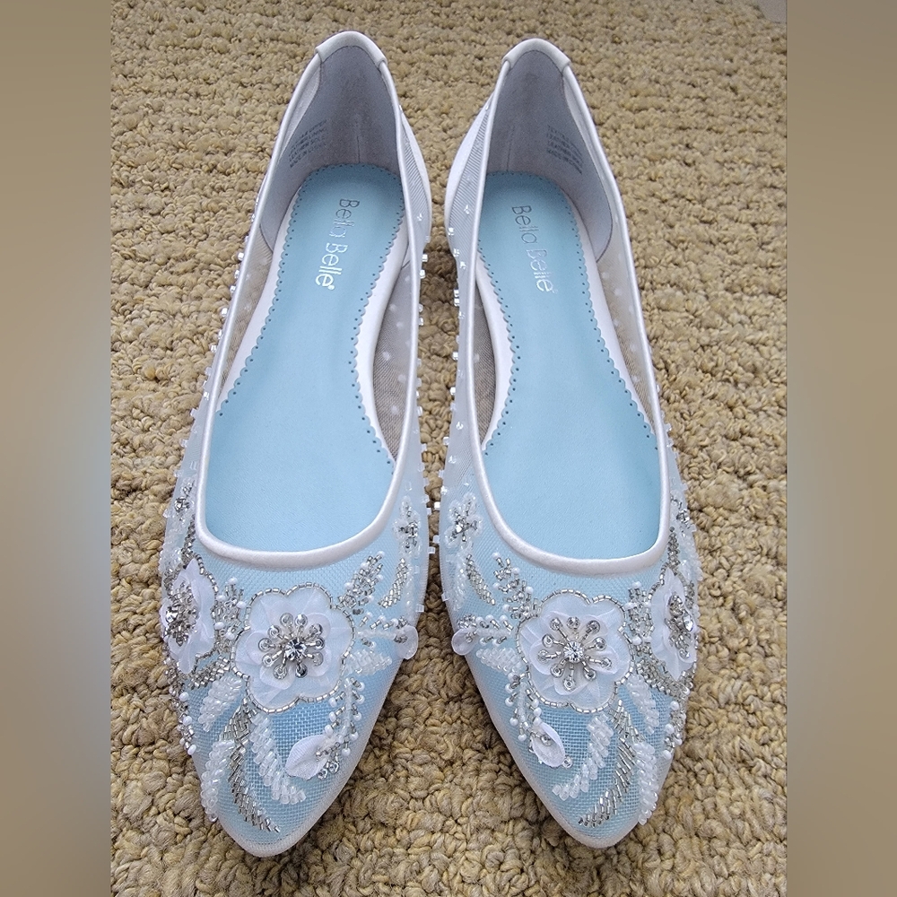 NWT Bella Belle Ivory Mesh Beaded Flats